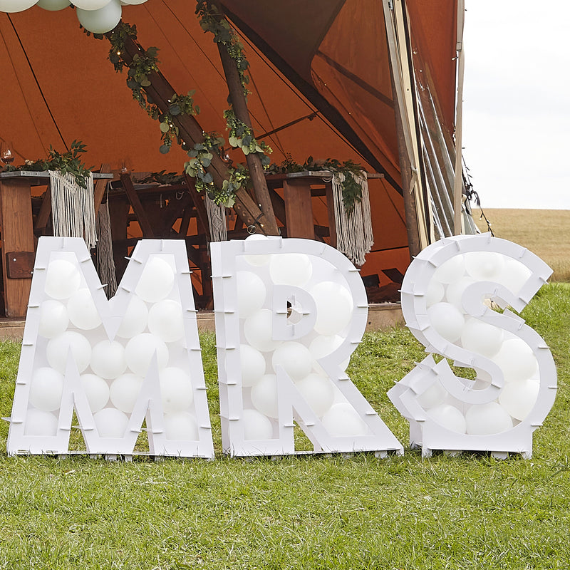 Mosaic Stand "Mr & Mrs"